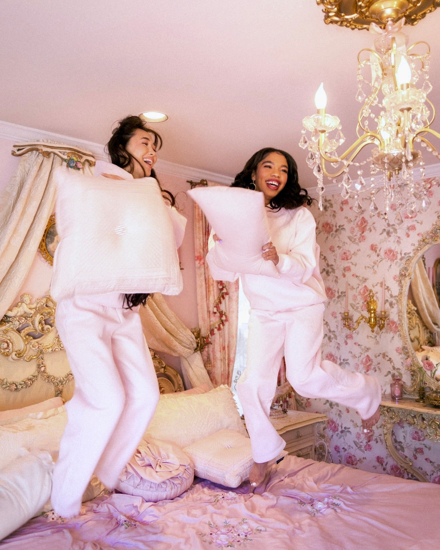 "Lacy" Wideleg Sweatpants in Angel Pink